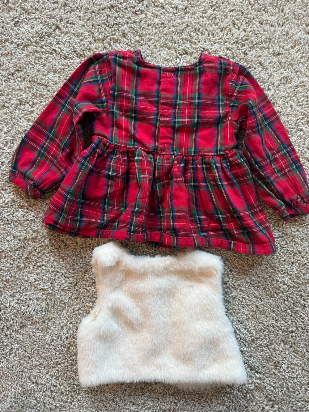 Baby Girl 9 Month Holiday Clothing Bundle Plaid Fleece Outfit set 8 Pieces
